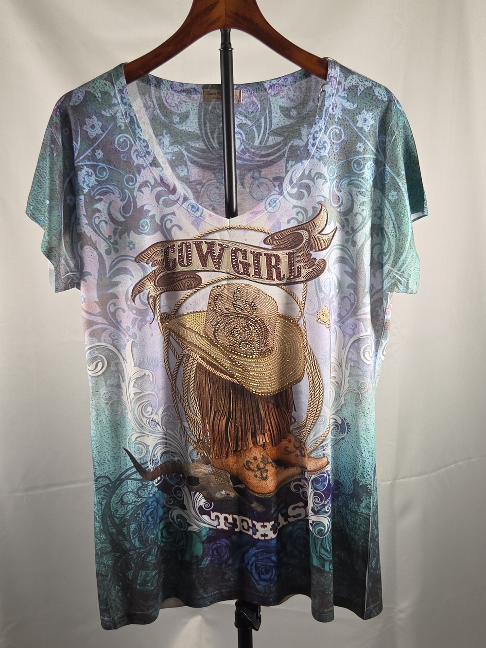 Cowgirl Graphic V-Neck Short Sleeve Tee - Teal Gradient Size XL